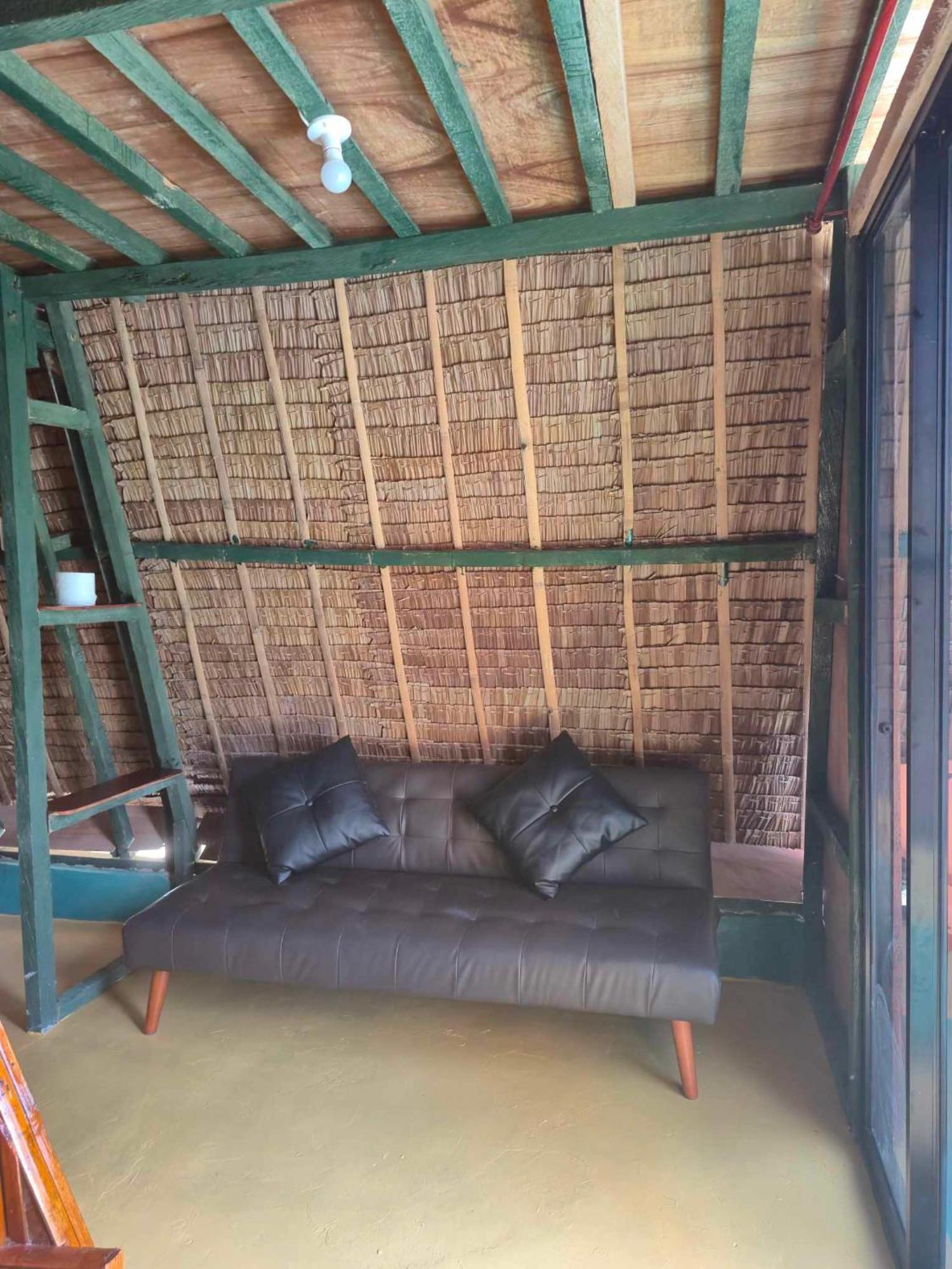Nirvana Bamboo Houses & Dive Resort Moalboal Εξωτερικό φωτογραφία