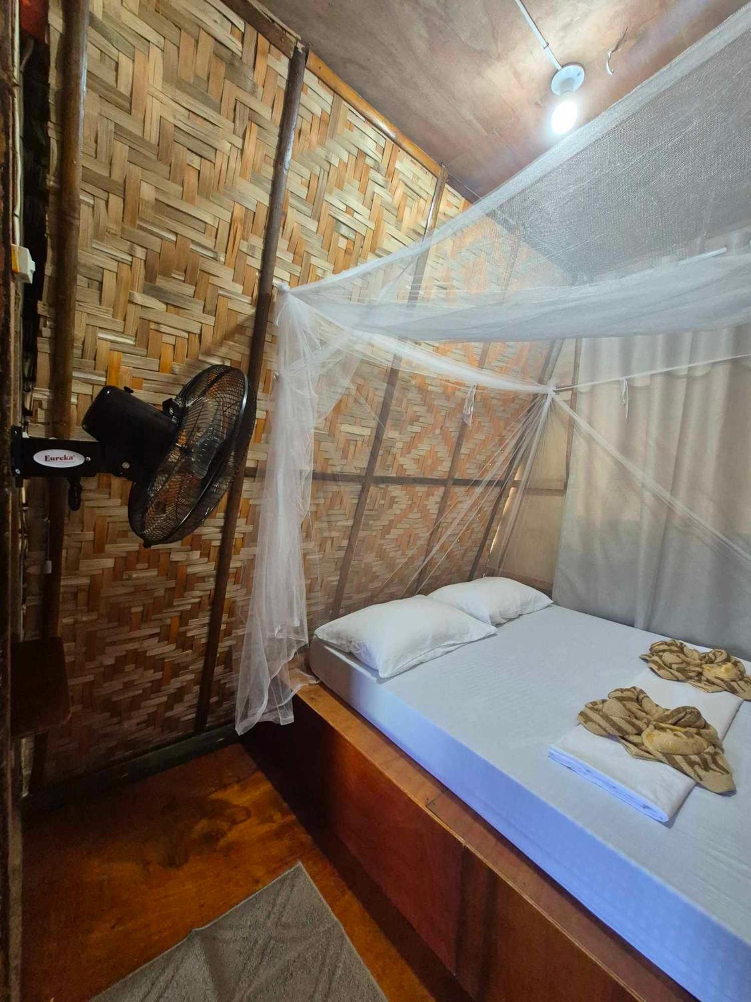 Nirvana Bamboo Houses & Dive Resort Moalboal Εξωτερικό φωτογραφία