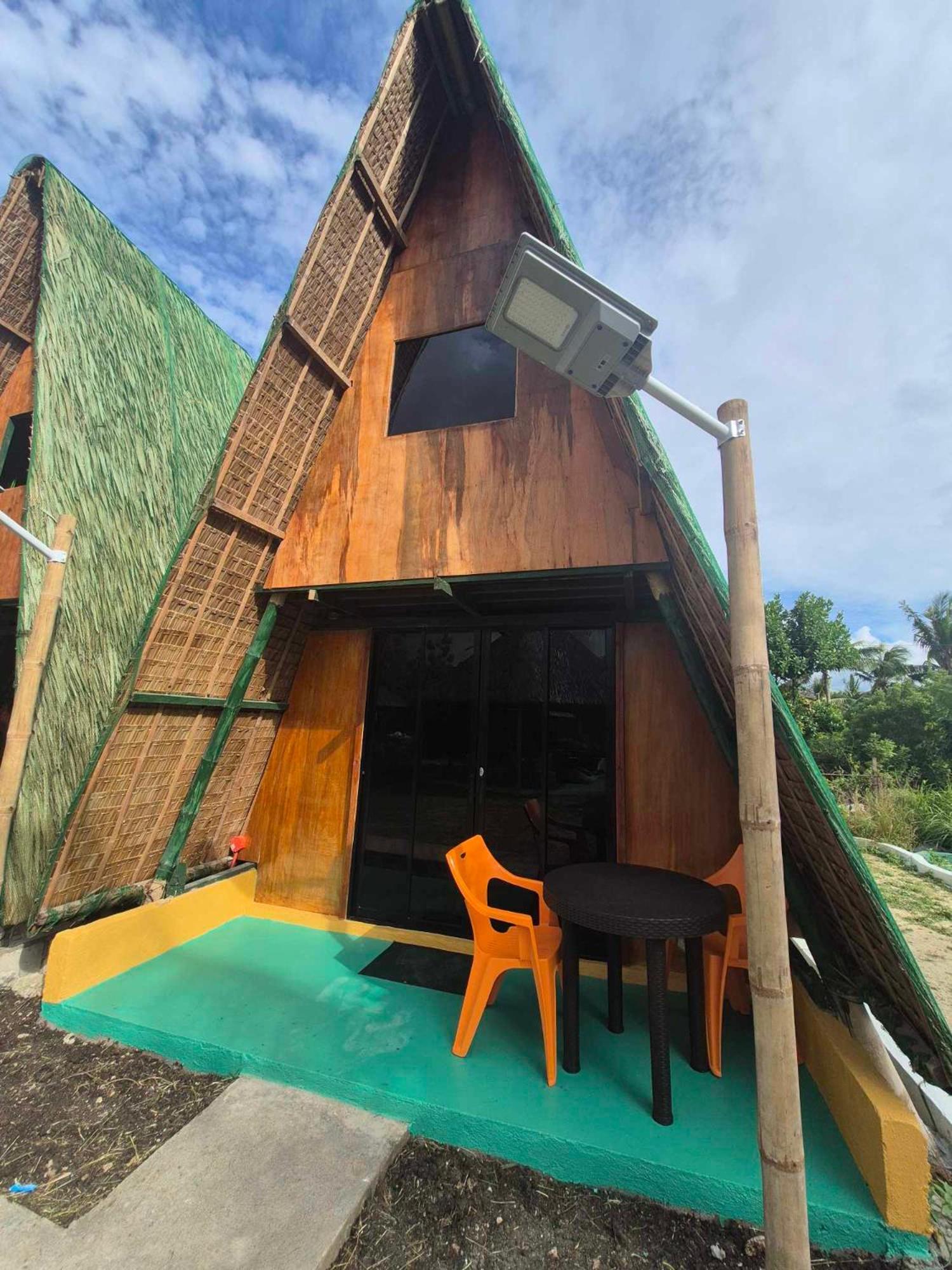 Nirvana Bamboo Houses & Dive Resort Moalboal Εξωτερικό φωτογραφία